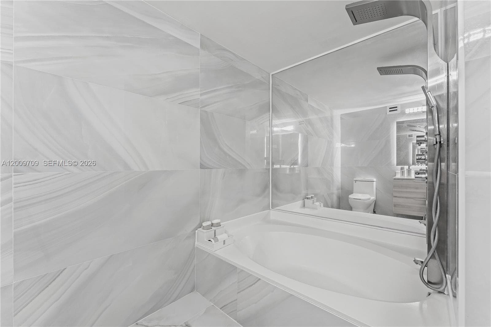 AVANT GARDE · #1206 in Hallandale Beach - Photo 15