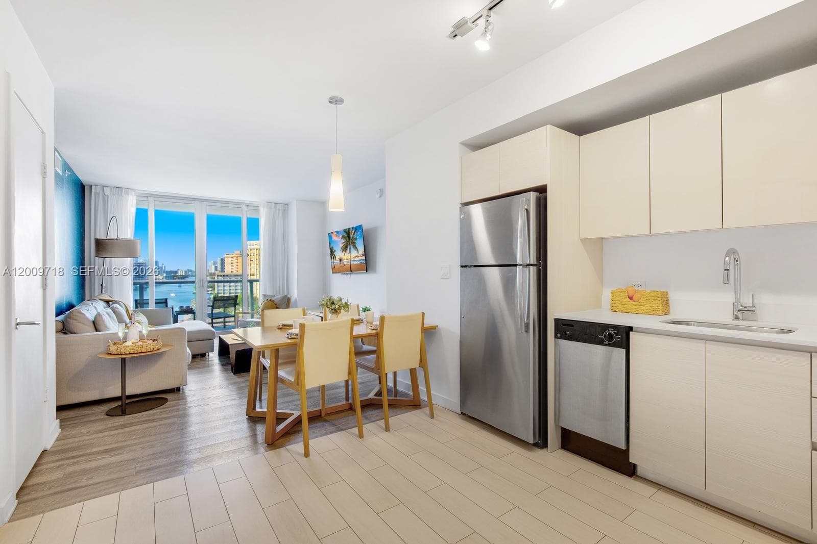 BEACHWALK CONDOMINIUM · #R803 in Hallandale Beach - Photo 5