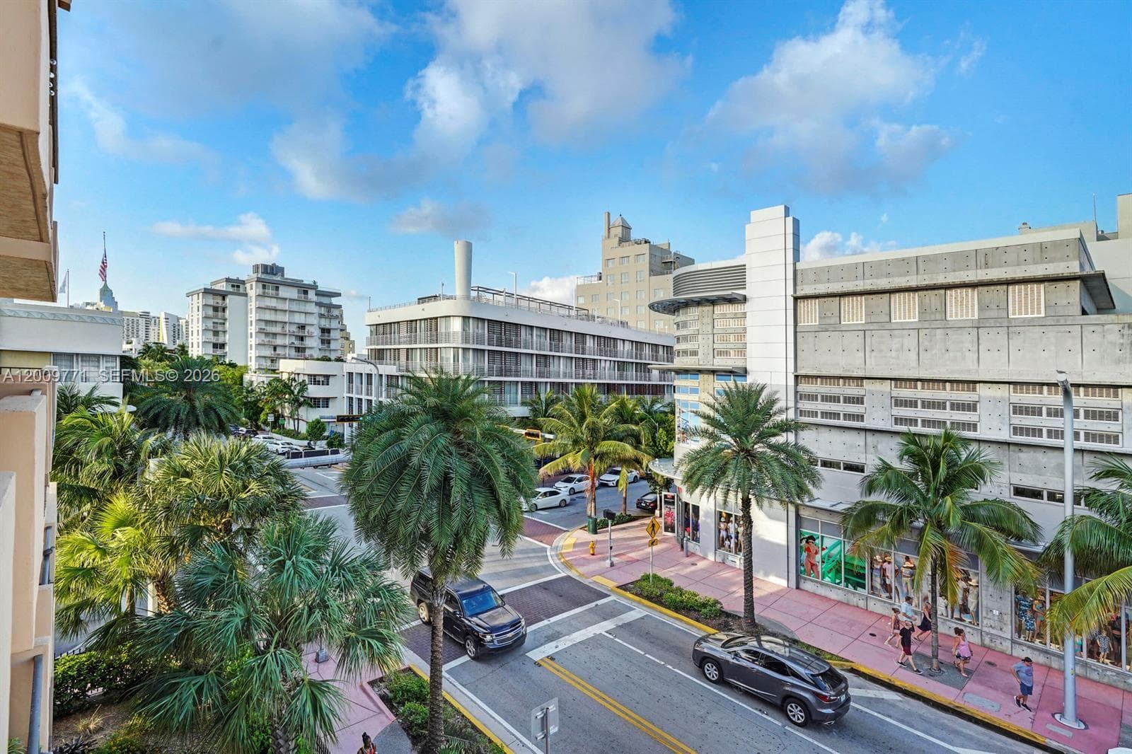 COLLINS VISTA CONDO · #406 in Miami Beach - Photo 2