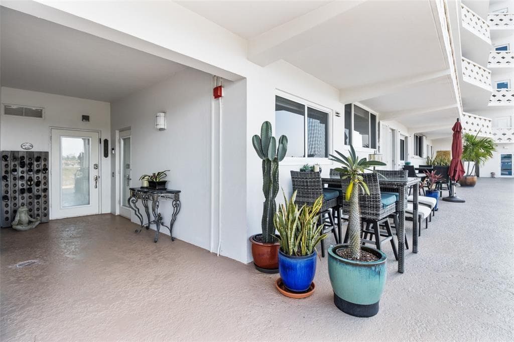 Outdoor Lanai