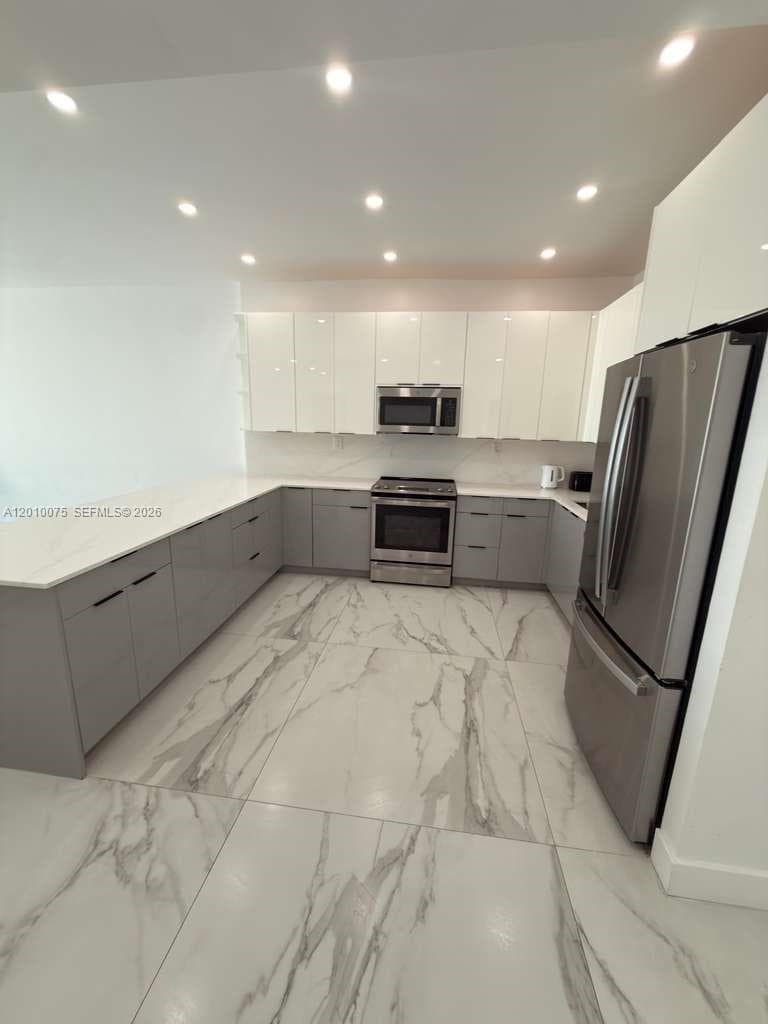 Ocean Reserve · #PH-3 in Sunny Isles Beach - Photo 10