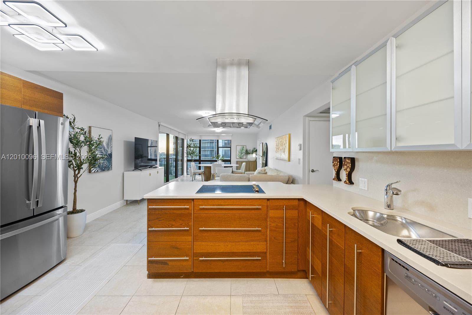 CORONADO CONDO · #1239 in Aventura - Photo 6