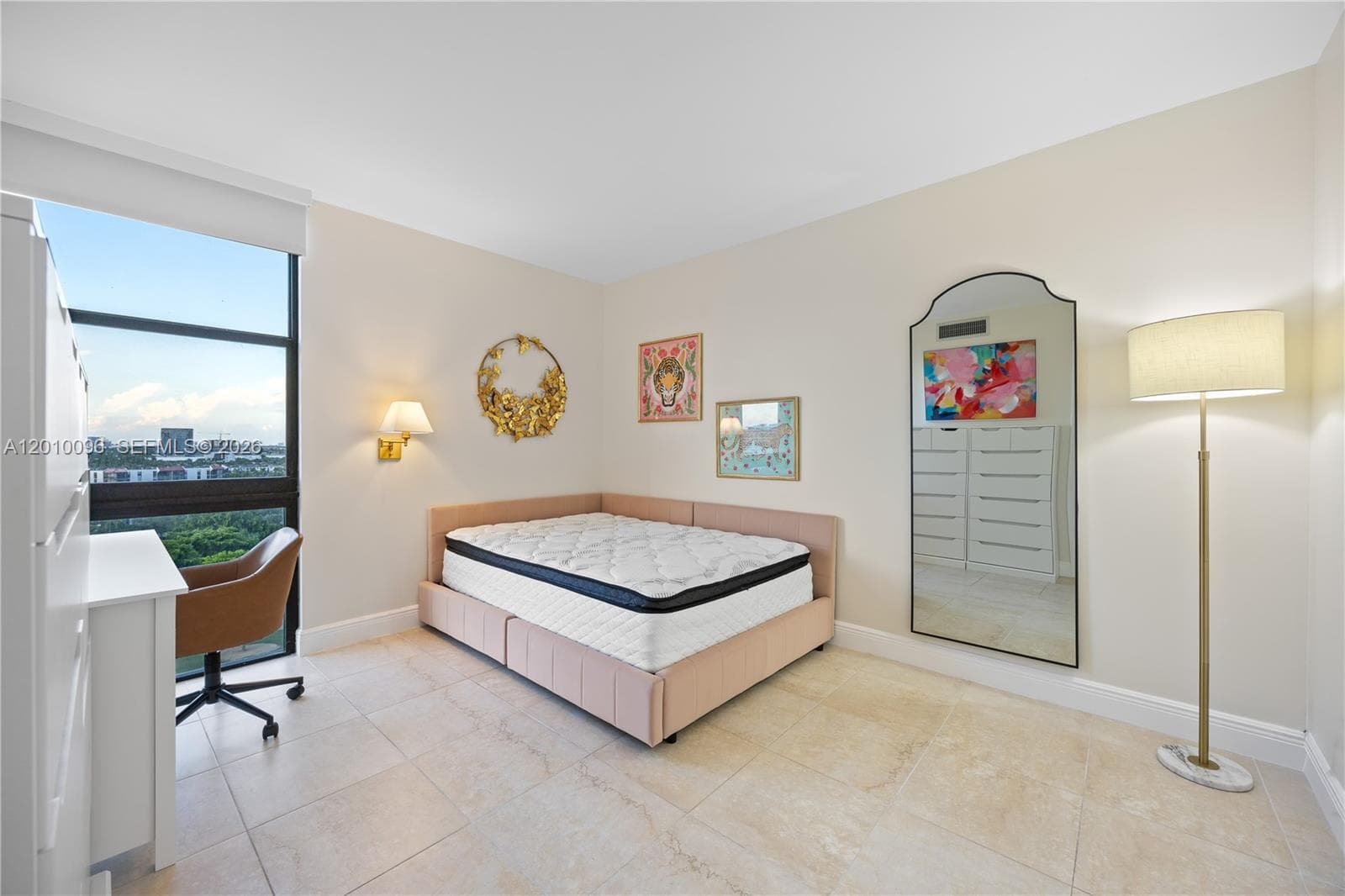 CORONADO CONDO · #1239 in Aventura - Photo 18