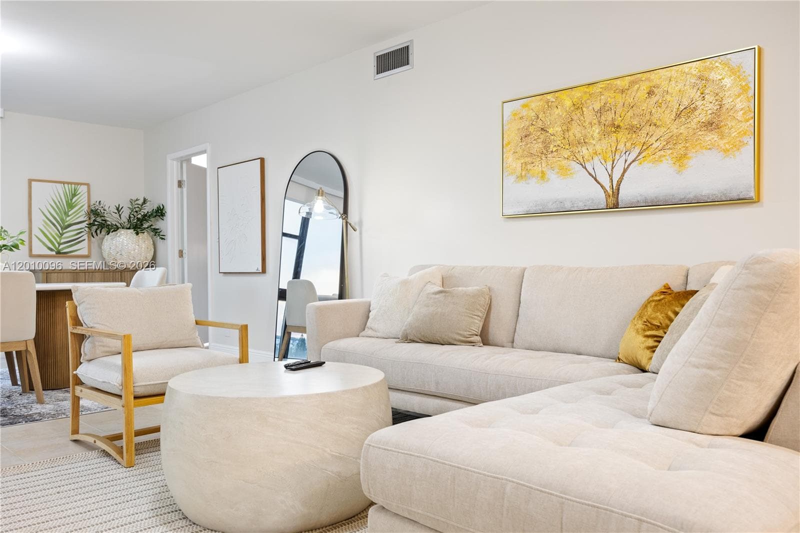 CORONADO CONDO · #1239 in Aventura - Photo 4