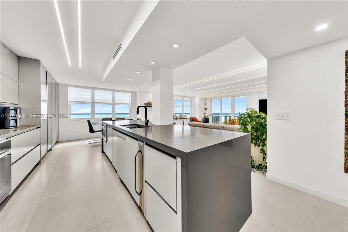 OPAL TOWERS CONDO · #414 in Hillsboro Beach - Photo 7