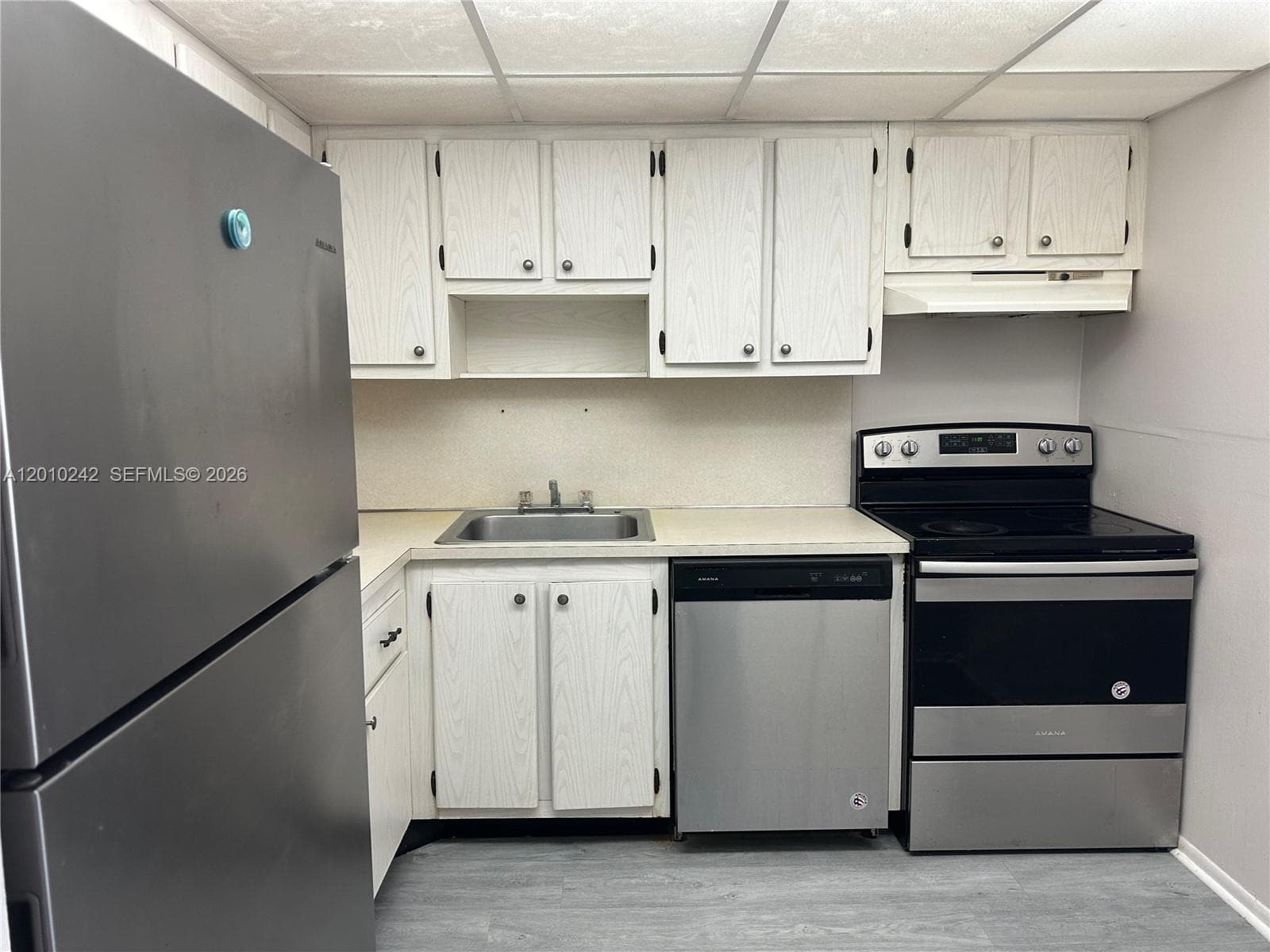 WOODSIDE APTS CONDO · #A409 in North Miami Beach - Photo 8