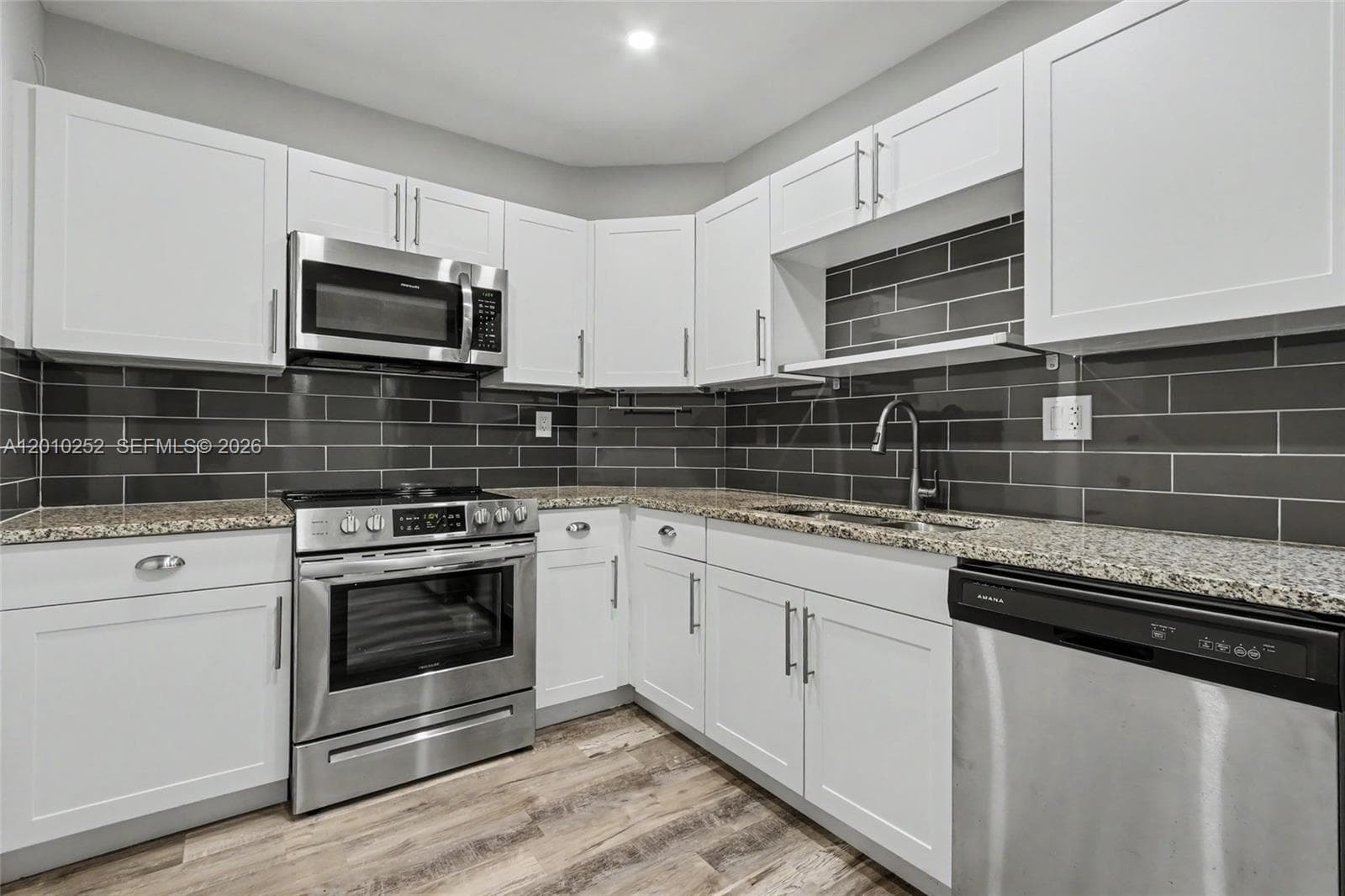 ARLEN HOUSE · #727 in Sunny Isles Beach - Photo 4