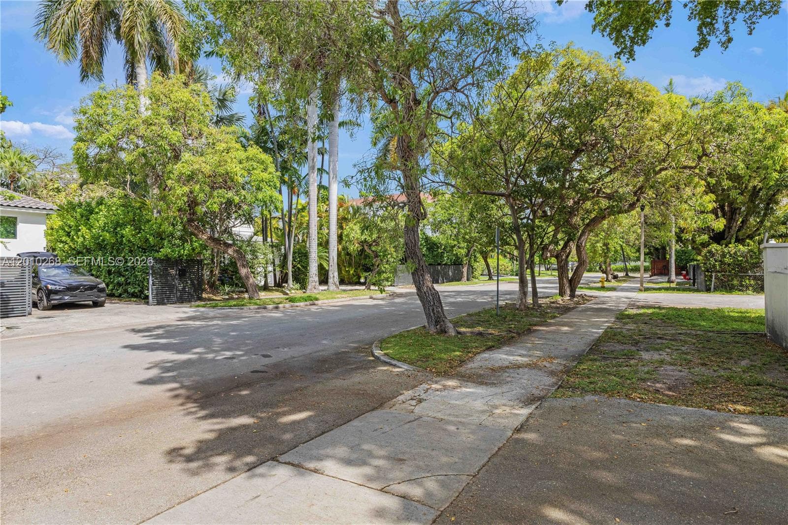 ROYAL PALM VILLAS · #306 in Miami Beach - Photo 12