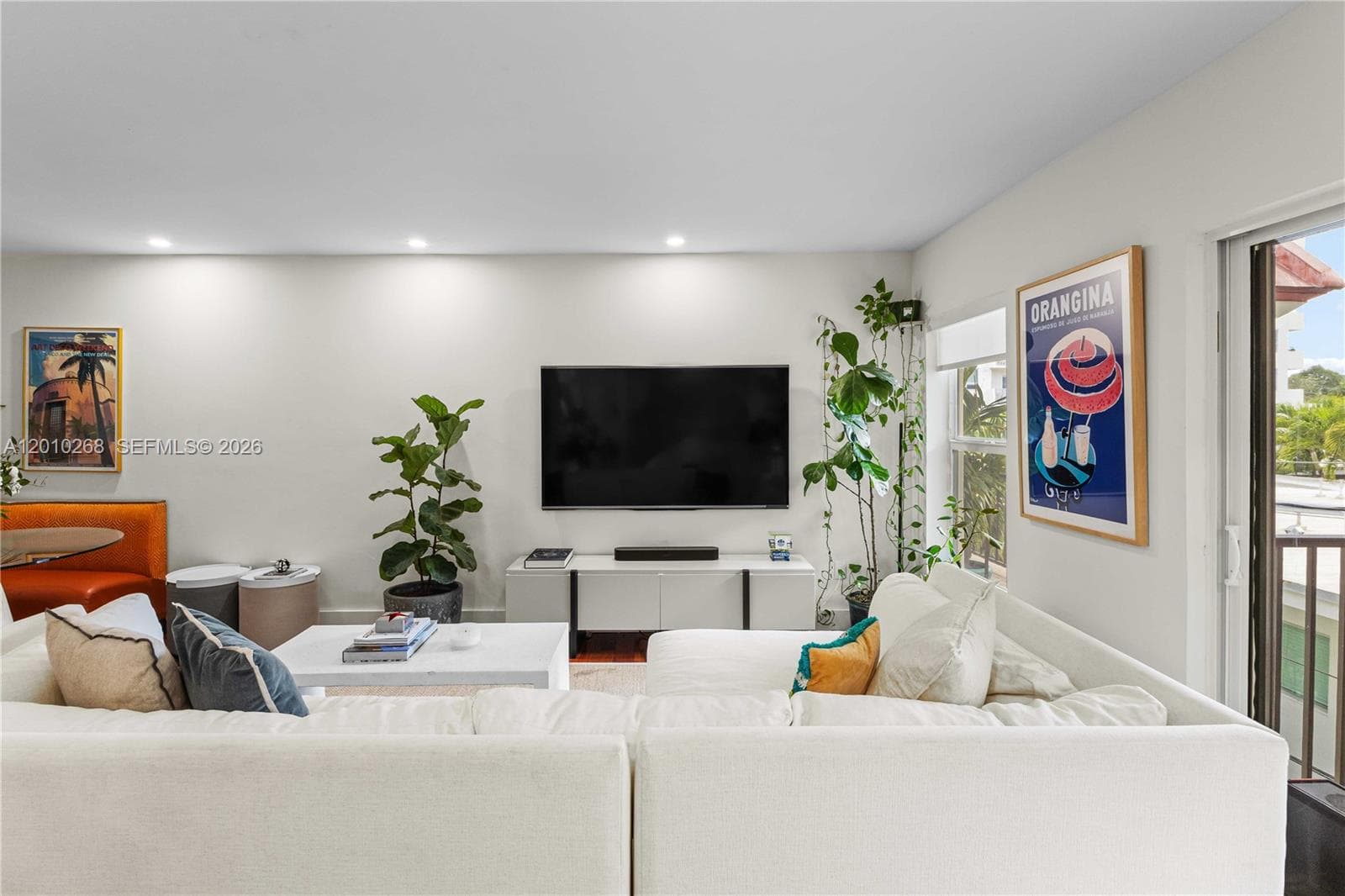 ROYAL PALM VILLAS · #306 in Miami Beach - Photo 3