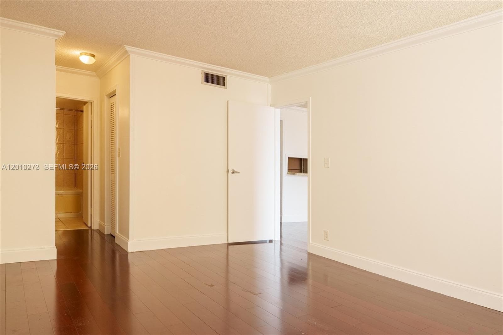 BAYSWATER COURT CONDO · #5T in North Miami Beach - Photo 6