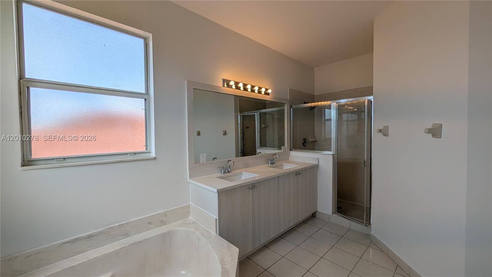 2151 NE 37th Ter photo 62