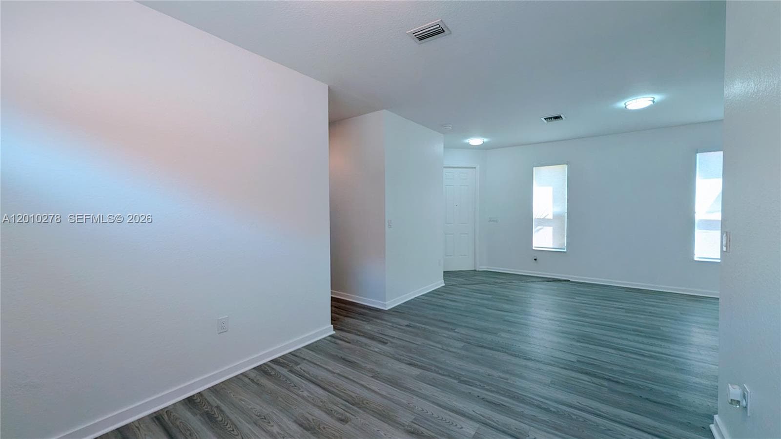 2151 NE 37th Ter photo 22