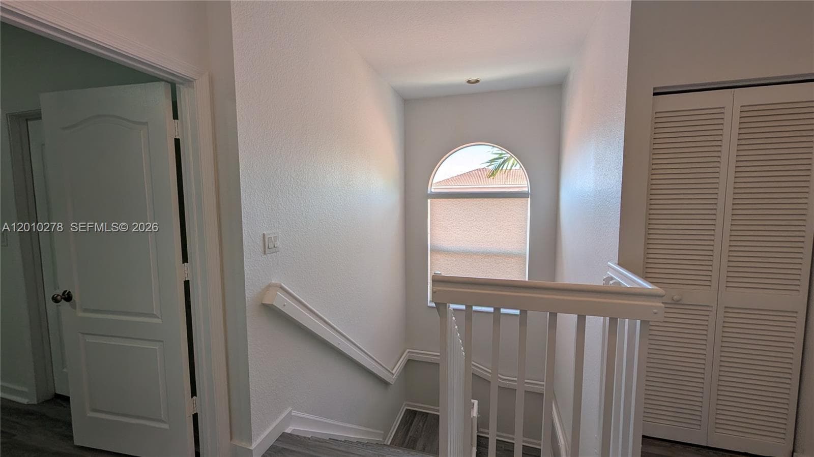 2151 NE 37th Ter photo 38