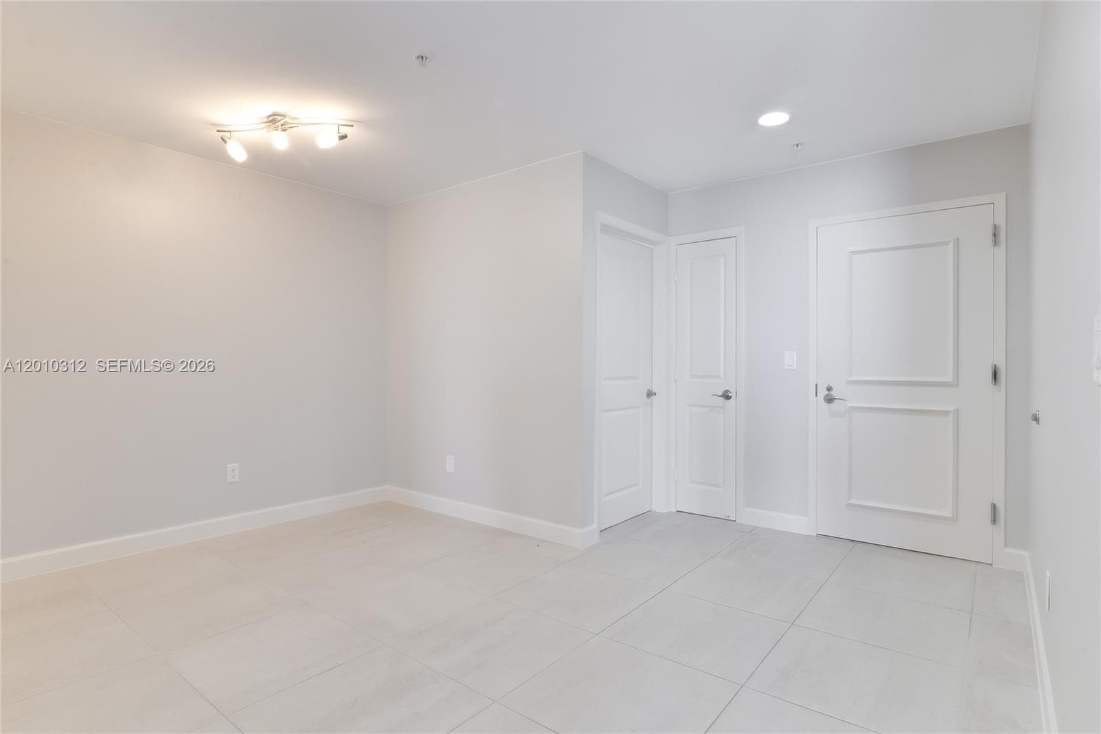 OCEAN MARINE YACHT CLUB · #1609 in Hallandale Beach - Photo 7