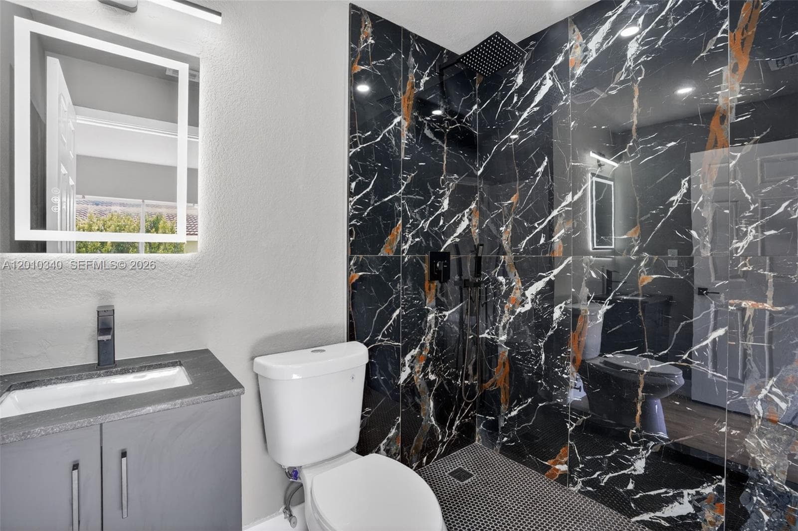 PARK PLACE · #100C in Miami - Photo 13