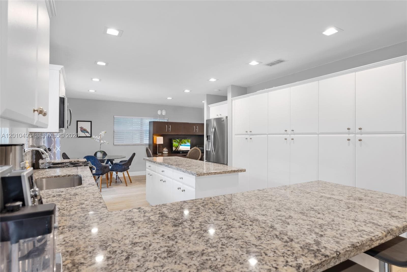 7711 Coquina Dr photo 13