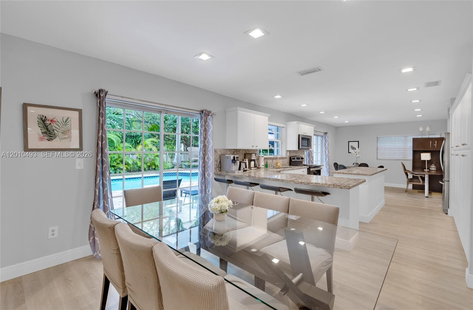 7711 Coquina Dr photo 19