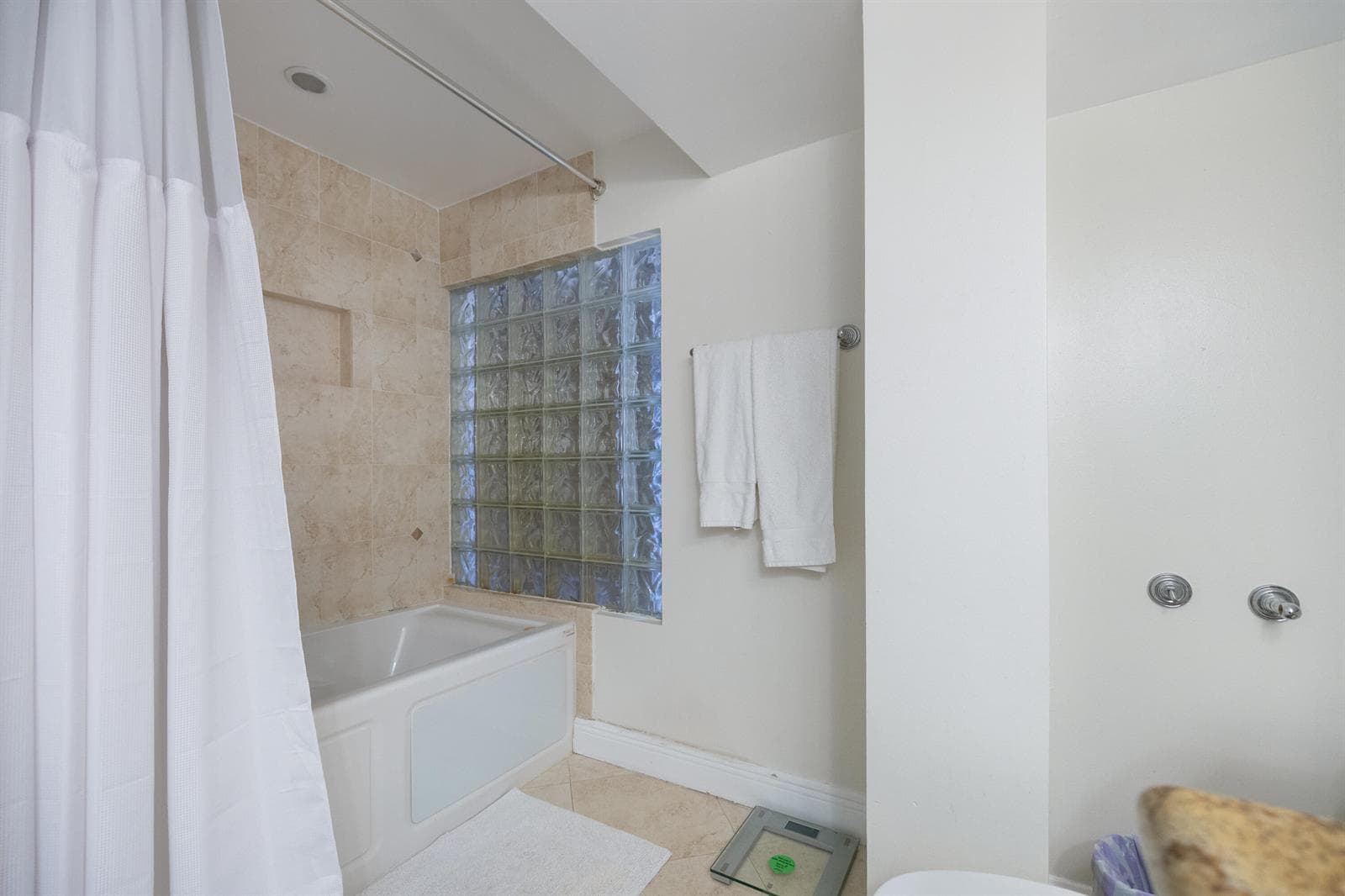 3211 Seaward Drive -25