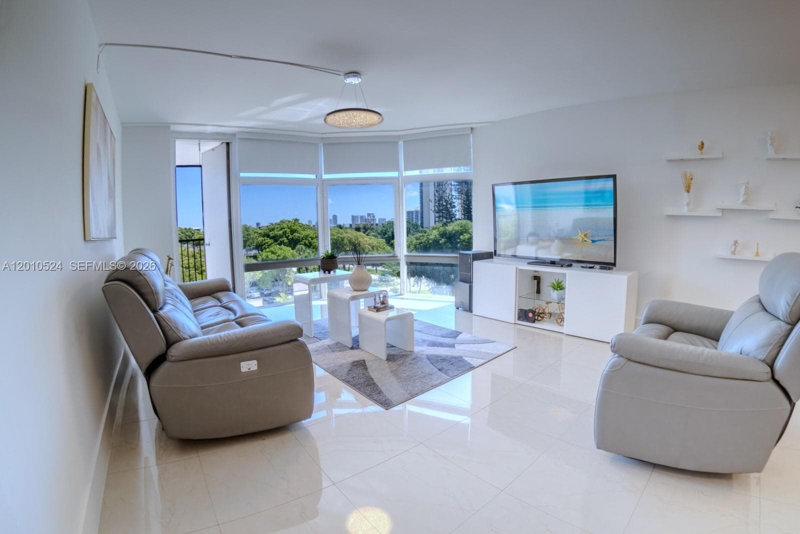 Bonavida Condo · #504 in Aventura - Photo 4