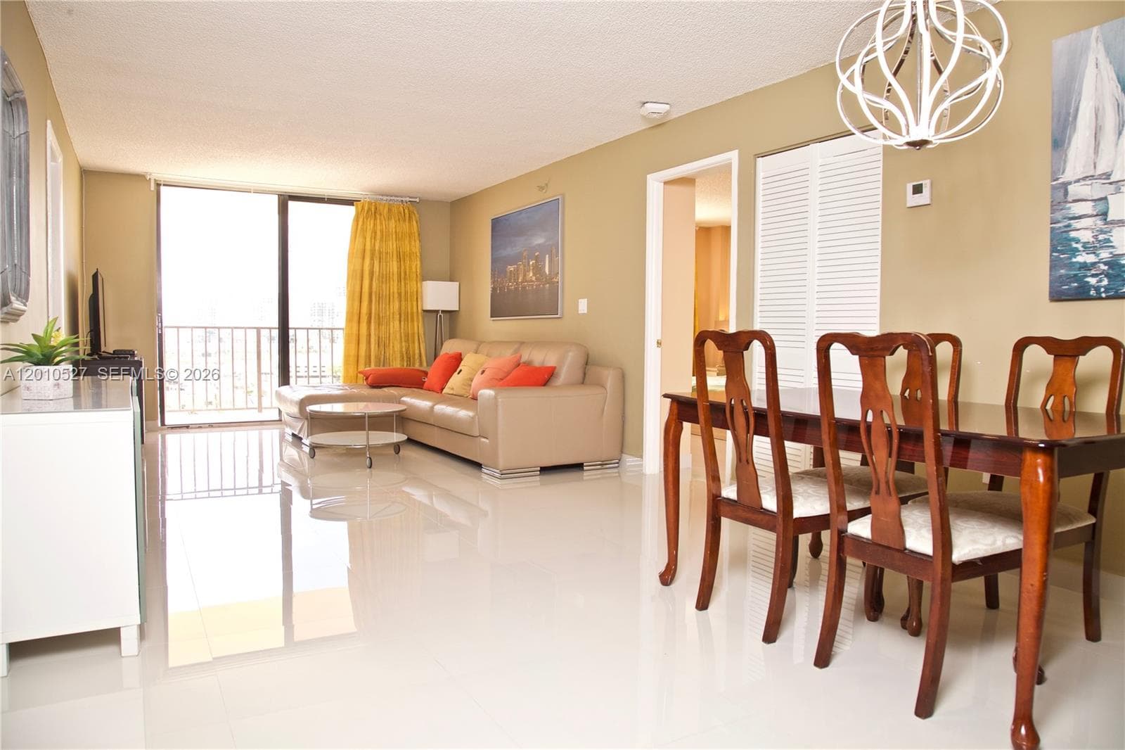 WINSTON TOWERS 600 CONDO · #1107 in Sunny Isles Beach - Photo 3