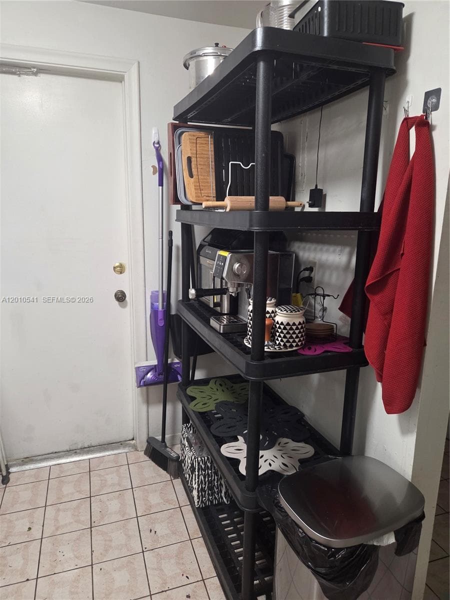 IMPERIAL TOWERS CONDO · #325 in Hallandale Beach - Photo 23