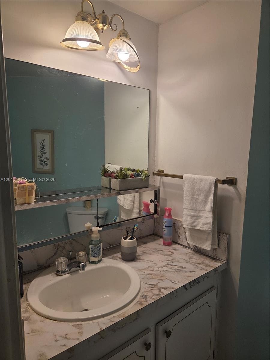 IMPERIAL TOWERS CONDO · #325 in Hallandale Beach - Photo 27