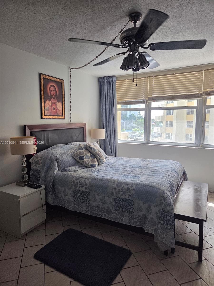 IMPERIAL TOWERS CONDO · #325 in Hallandale Beach - Photo 15