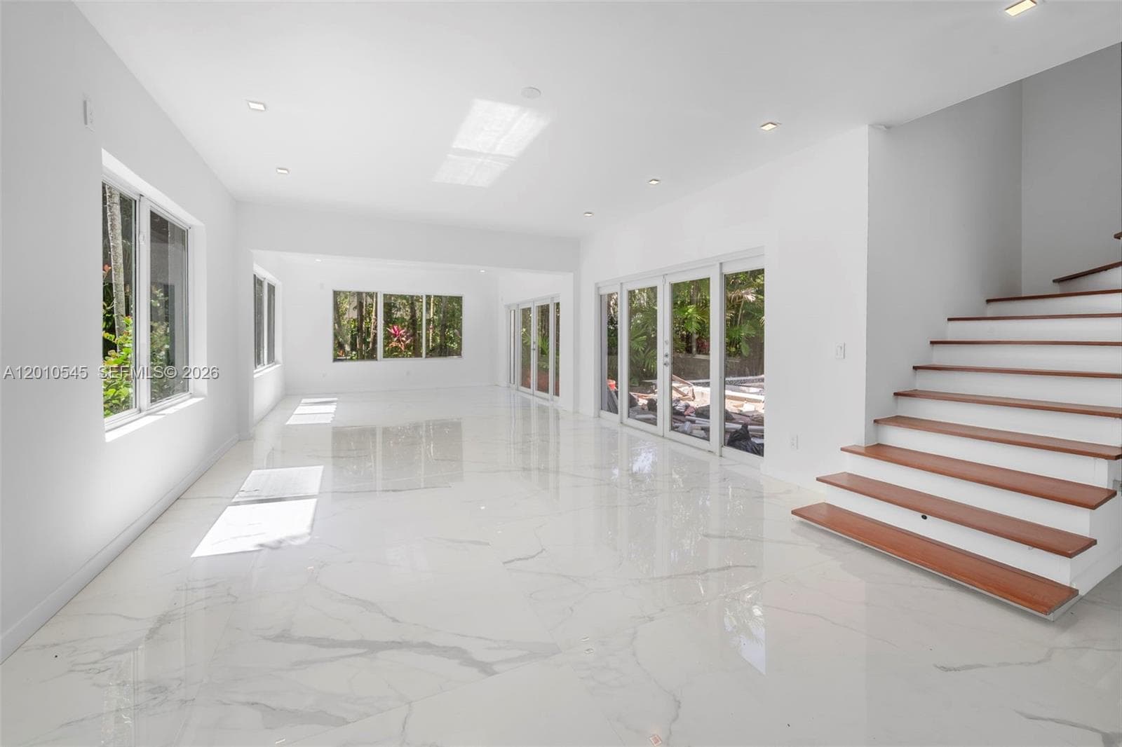 5824 Alton Rd photo 2