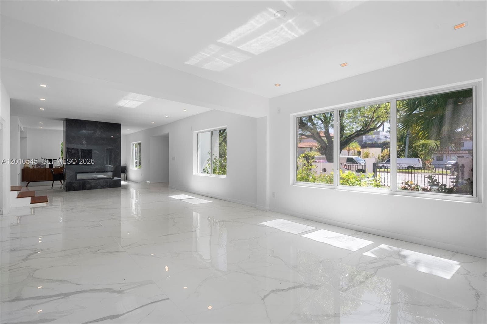 5824 Alton Rd photo 4