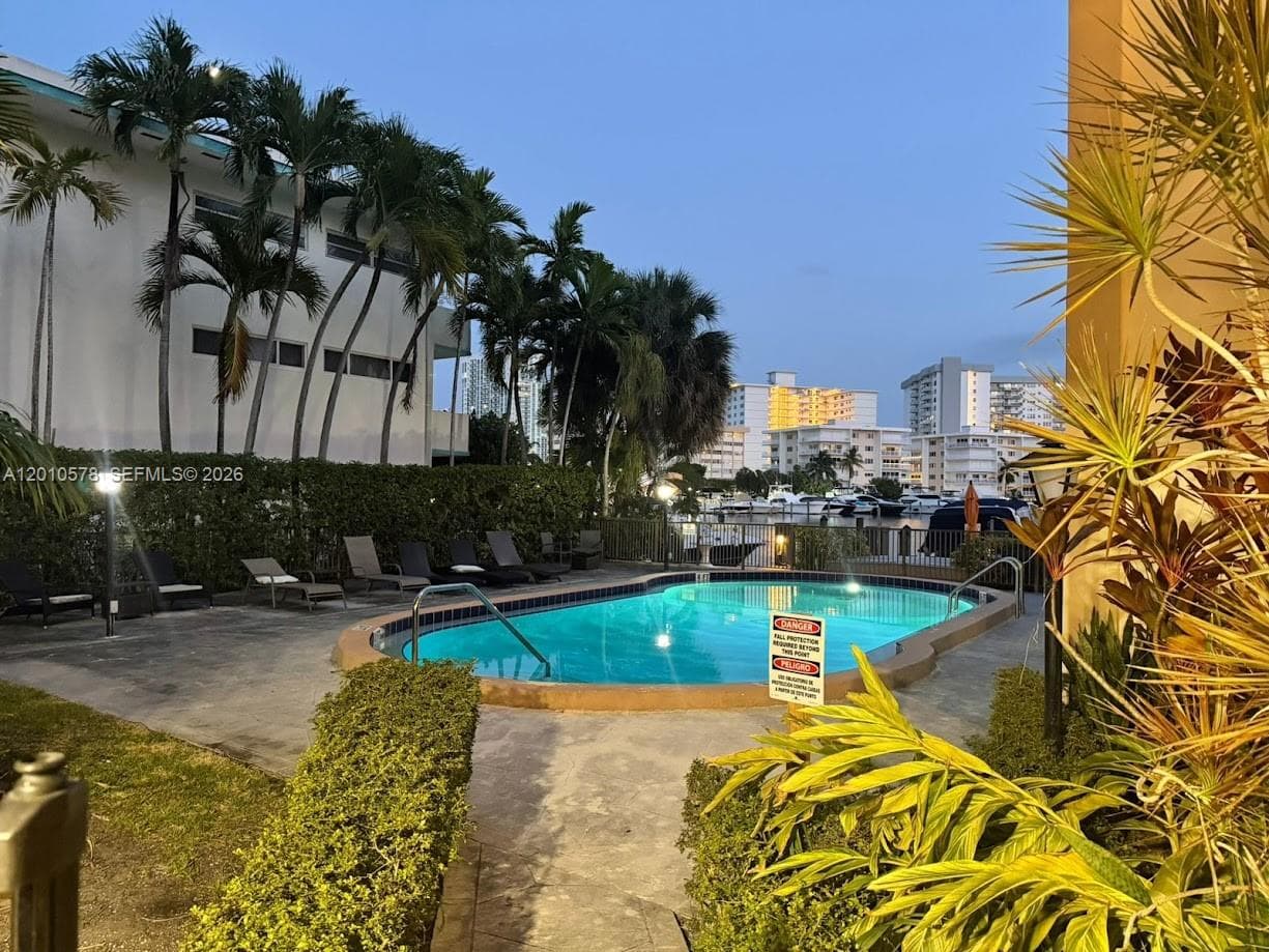 BAY PLACE CONDO · #302 in Hallandale Beach - Photo 3