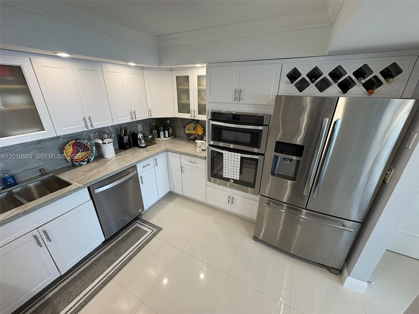Parker Plaza Condo Estate · #1812 in Hallandale Beach - Photo 7
