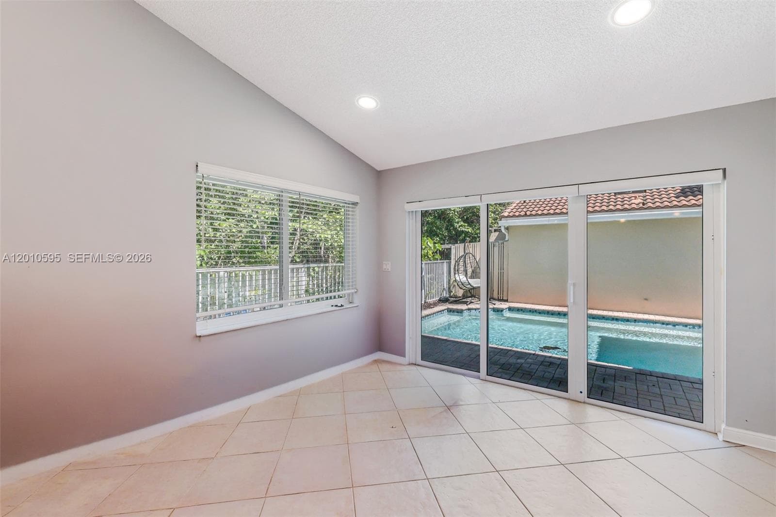 1065 Weeping Willow Way photo 16