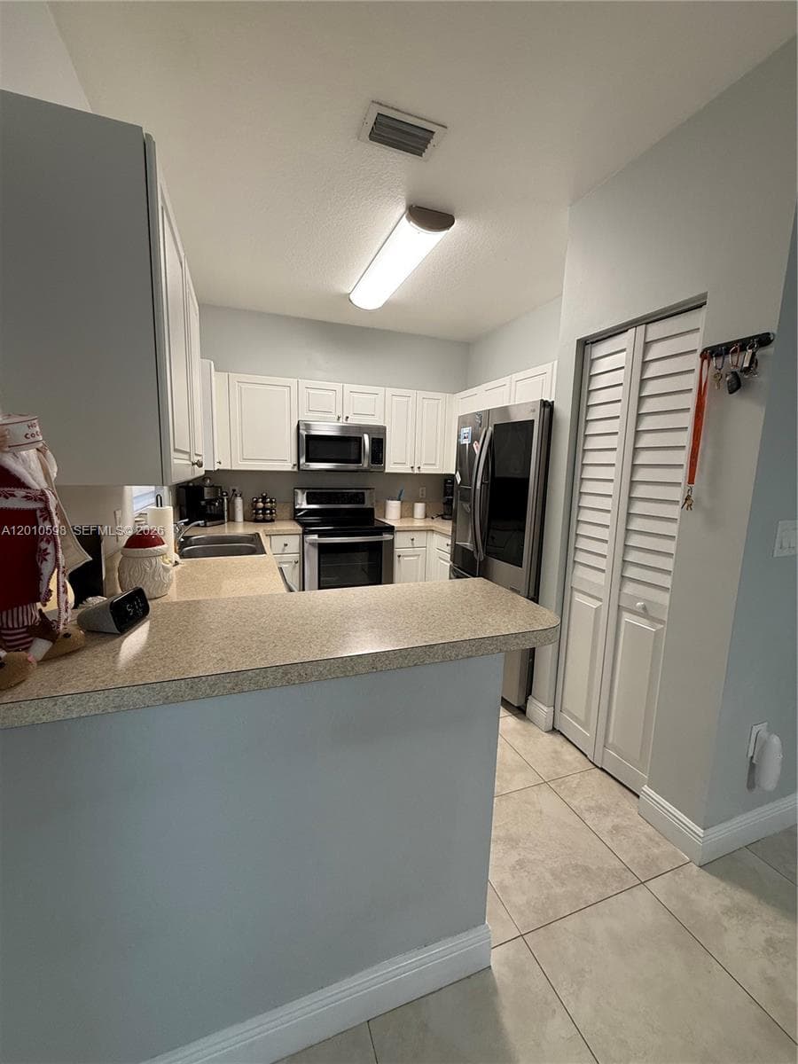 4117 NE 24th Dr photo 9