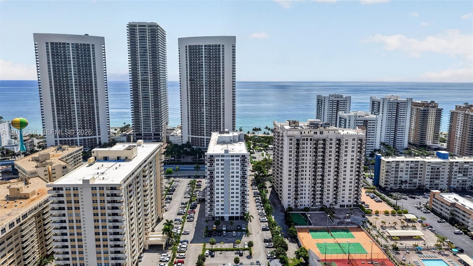 PLAZA TOWERS SOUTH · #1402 in Hallandale Beach - Photo 37