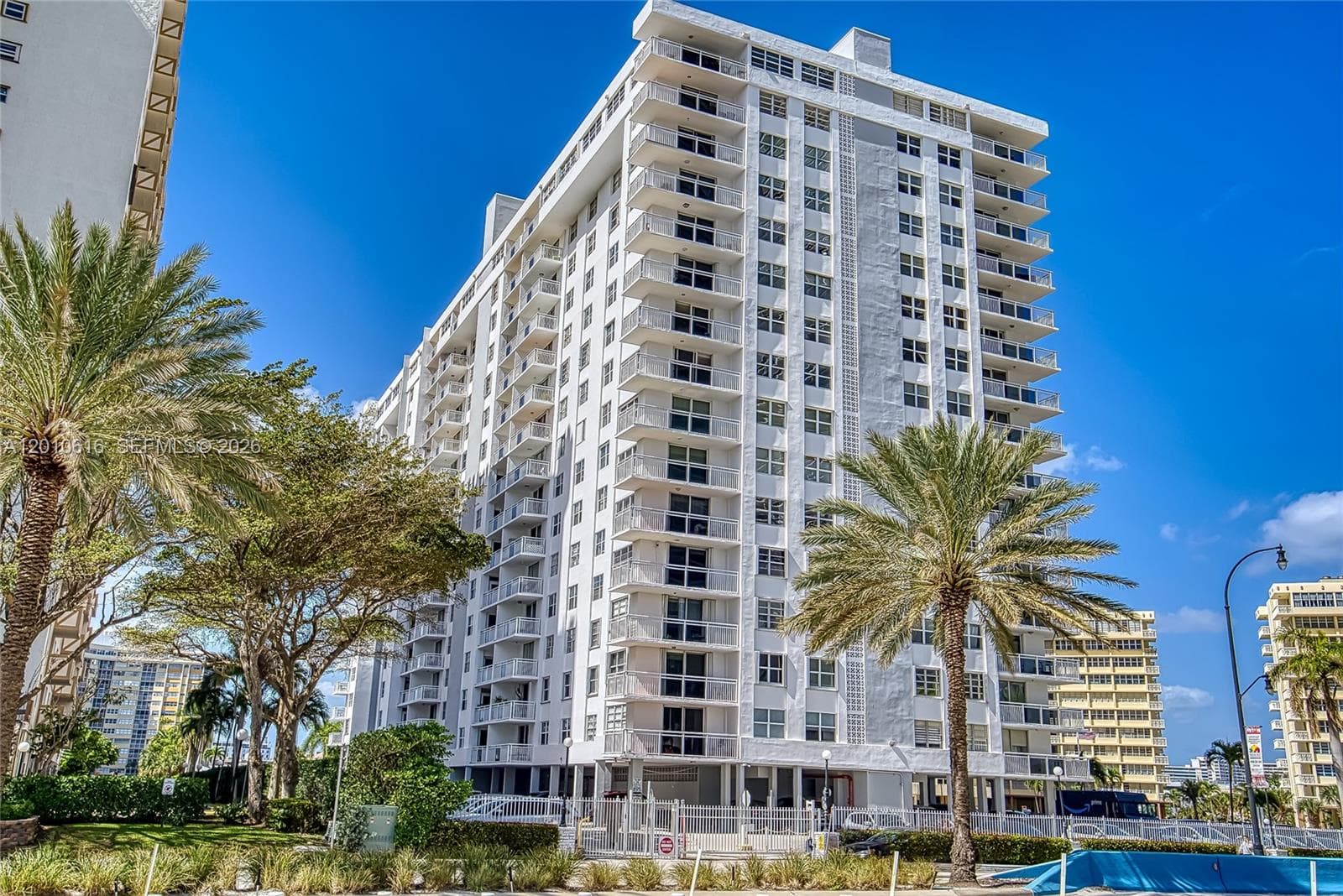 PLAZA TOWERS SOUTH · #1402 in Hallandale Beach - Photo 48