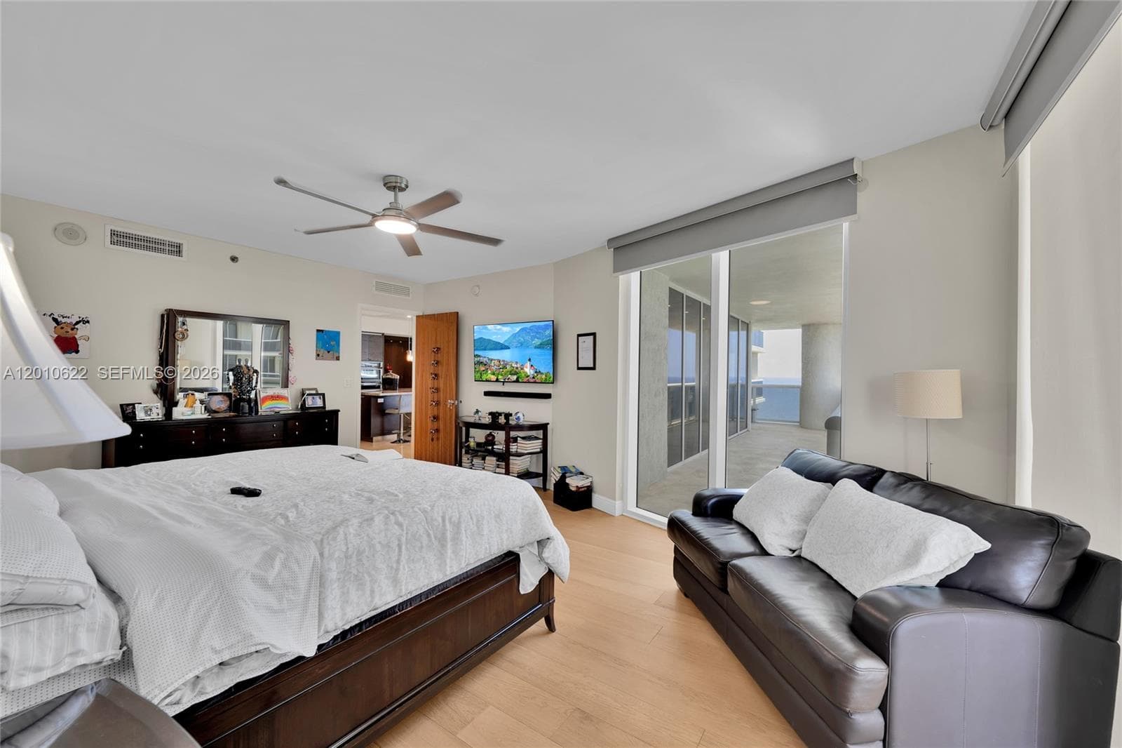 BEACH CLUB THREE CONDO · #2205 in Hallandale Beach - Photo 17
