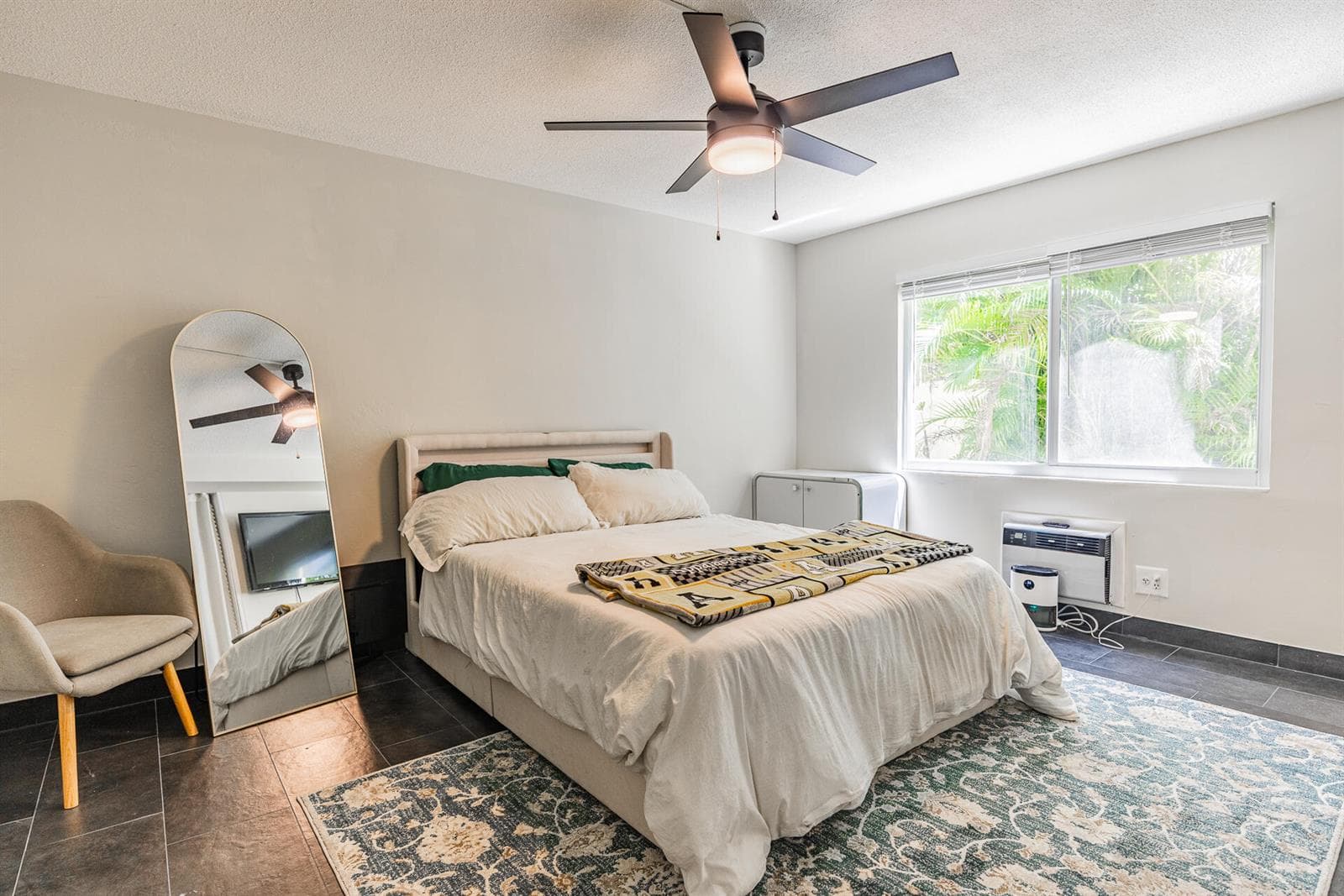 1308BayviewDr-13