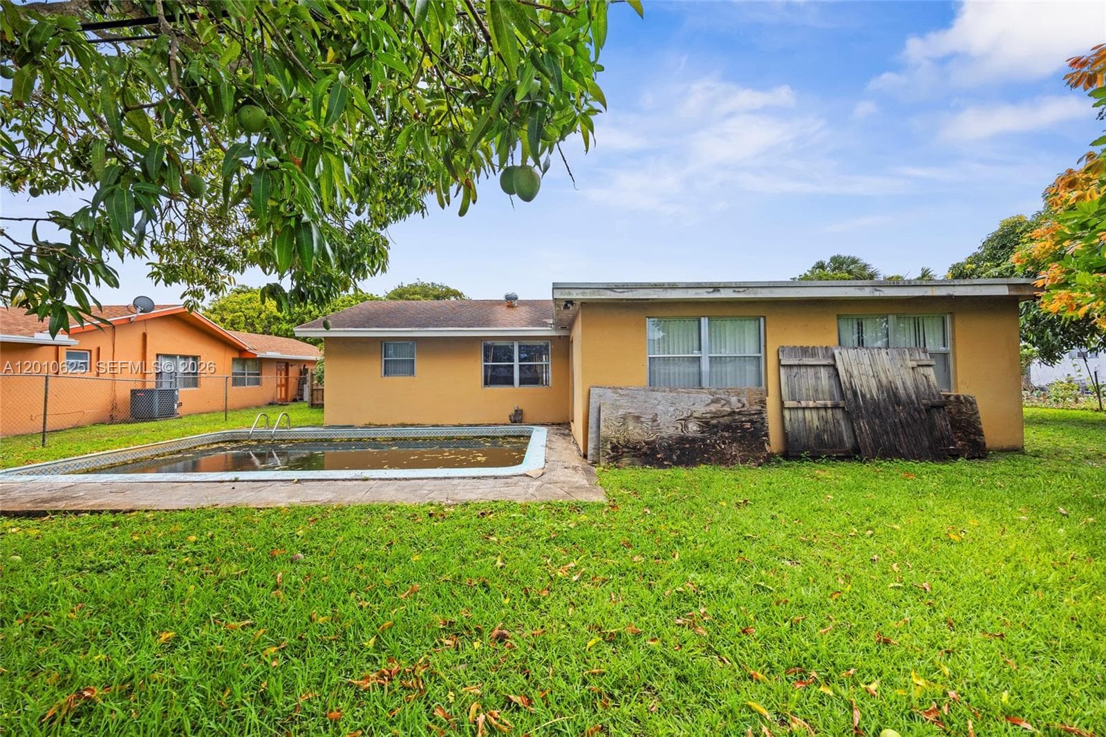 1831 Hiltonia Cir photo 38