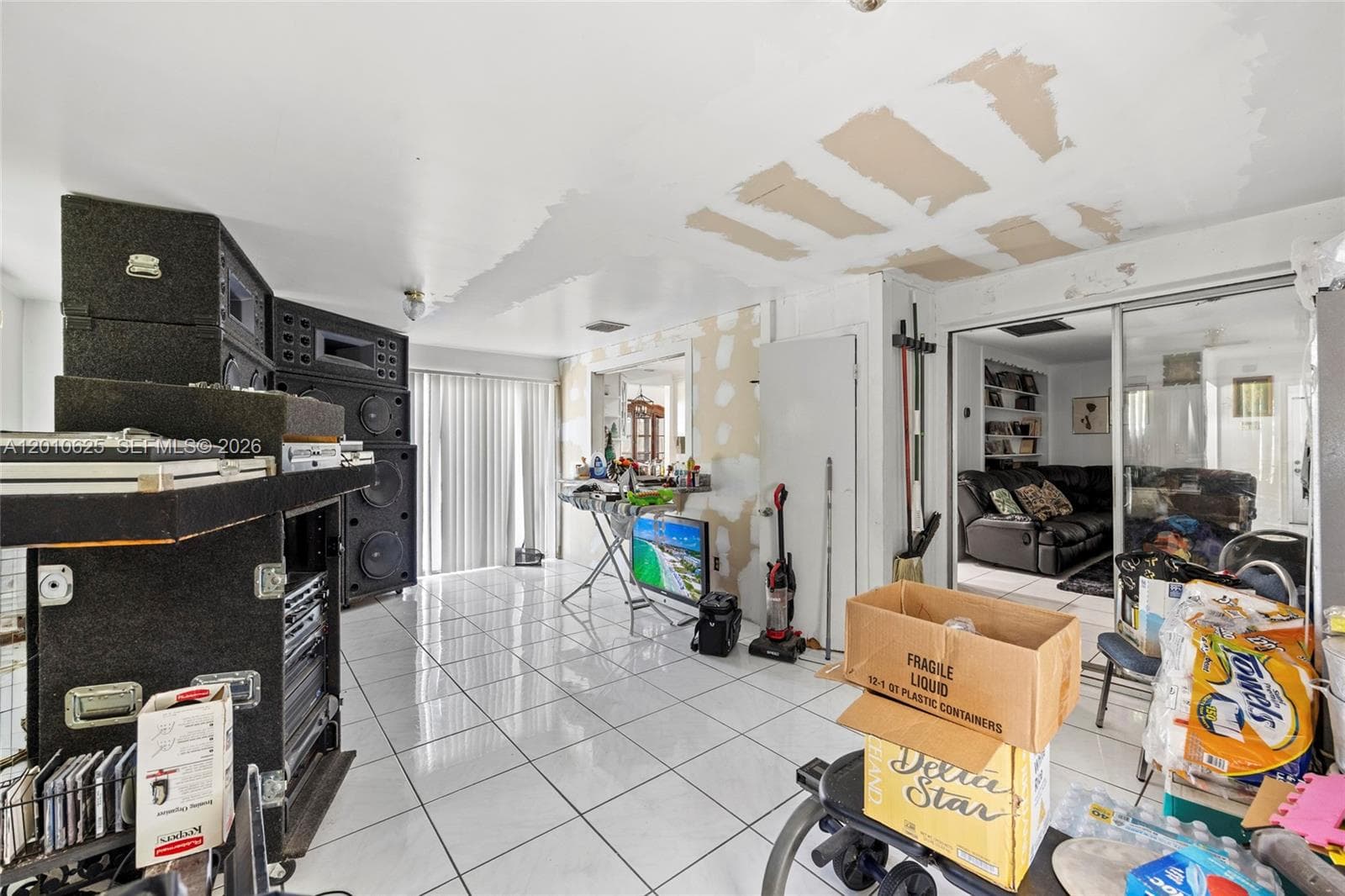 1831 Hiltonia Cir photo 33