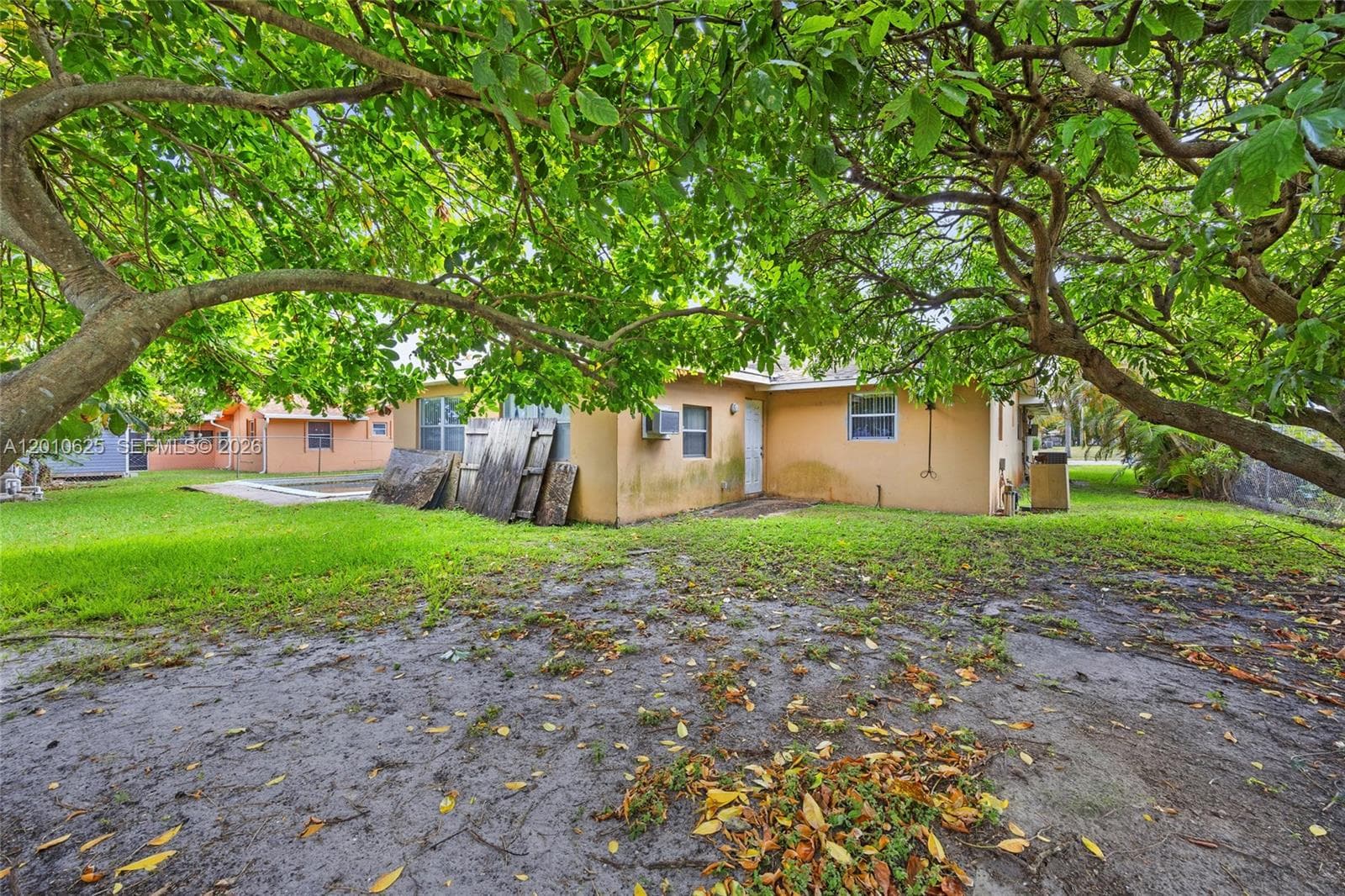 1831 Hiltonia Cir photo 41