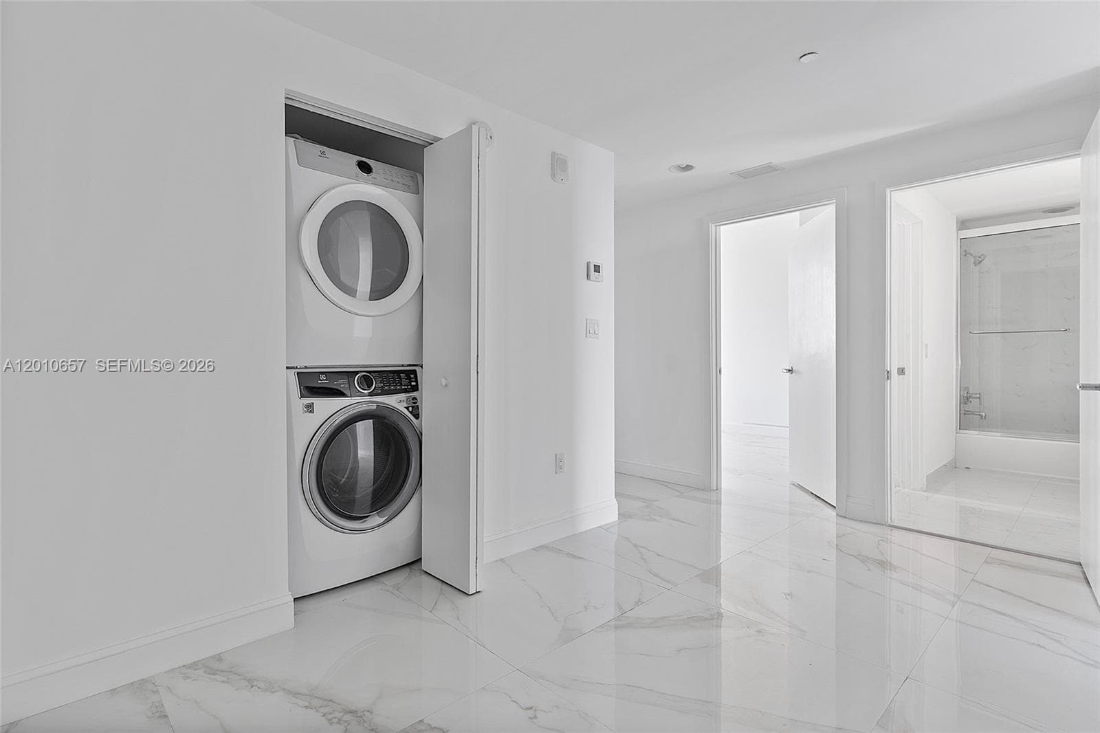THE HARBOUR SOUTH CONDO · #717 in North Miami Beach - Photo 6