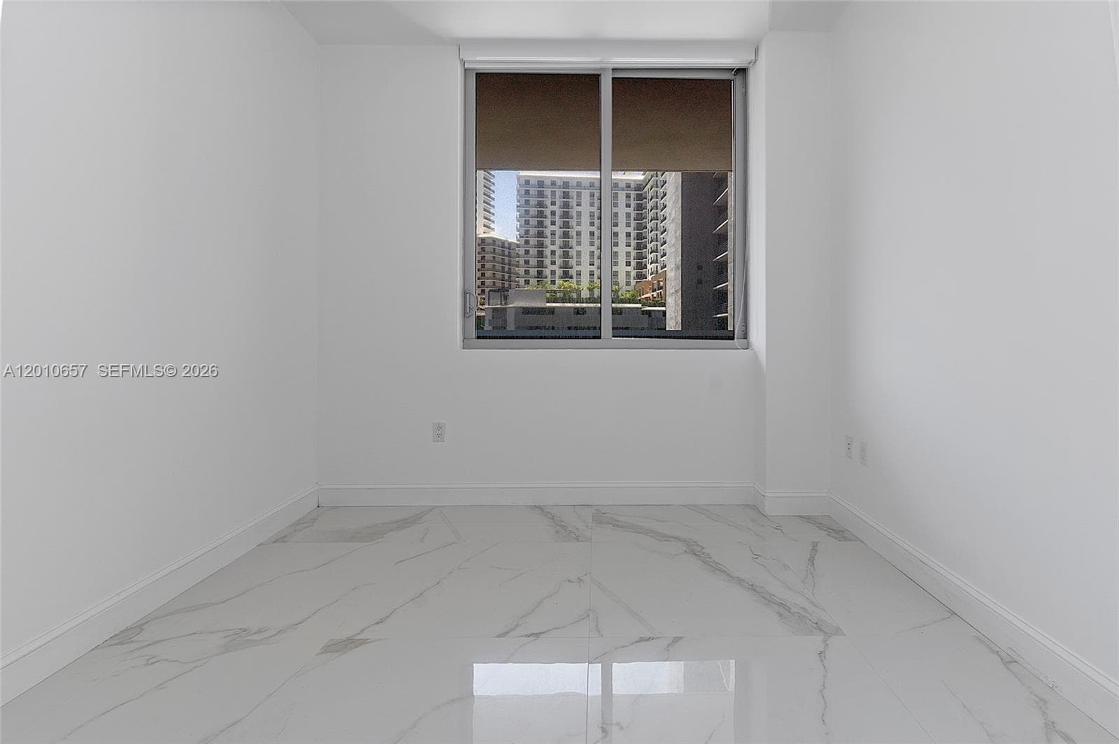 THE HARBOUR SOUTH CONDO · #717 in North Miami Beach - Photo 12