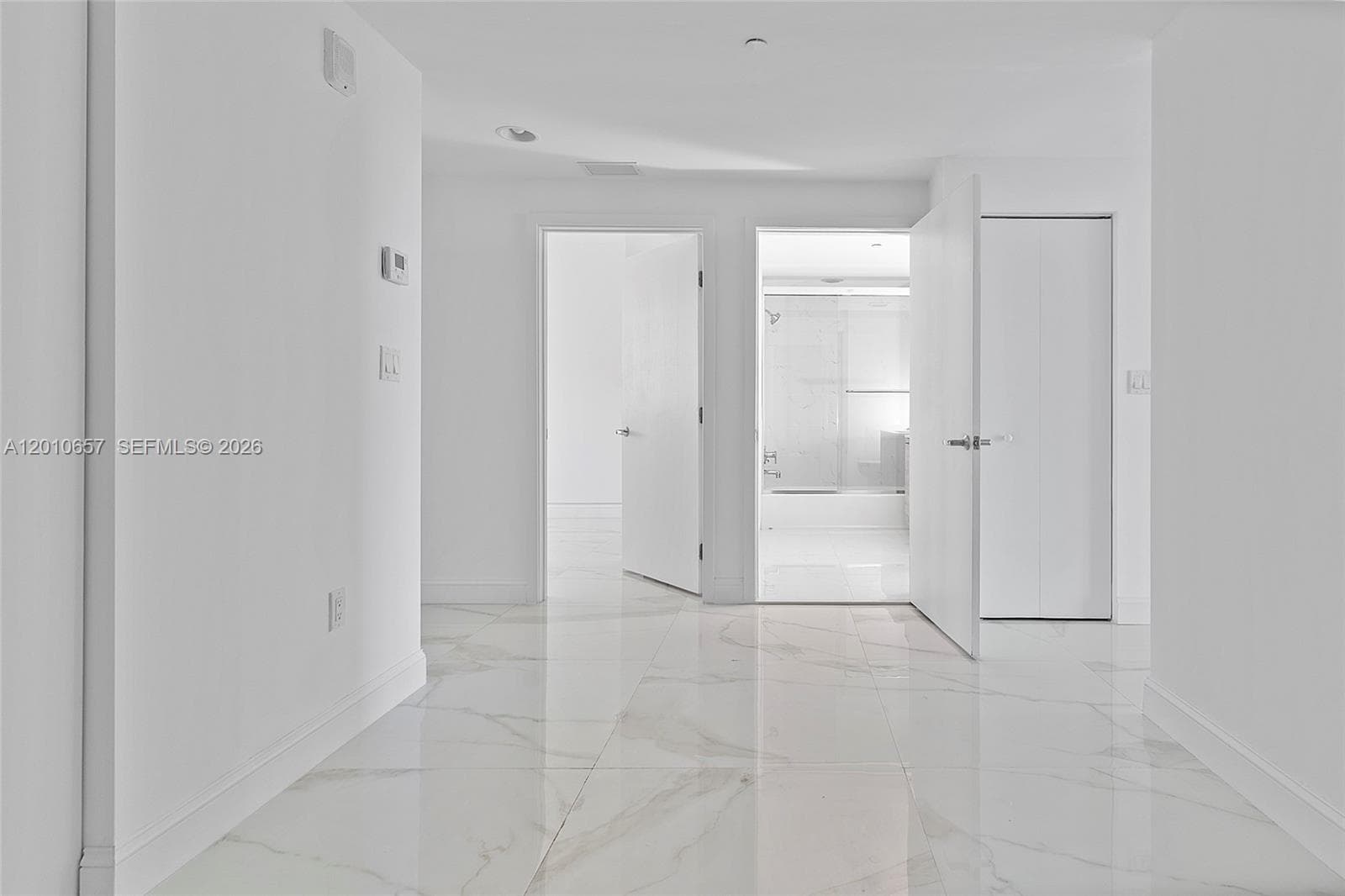 THE HARBOUR SOUTH CONDO · #717 in North Miami Beach - Photo 7