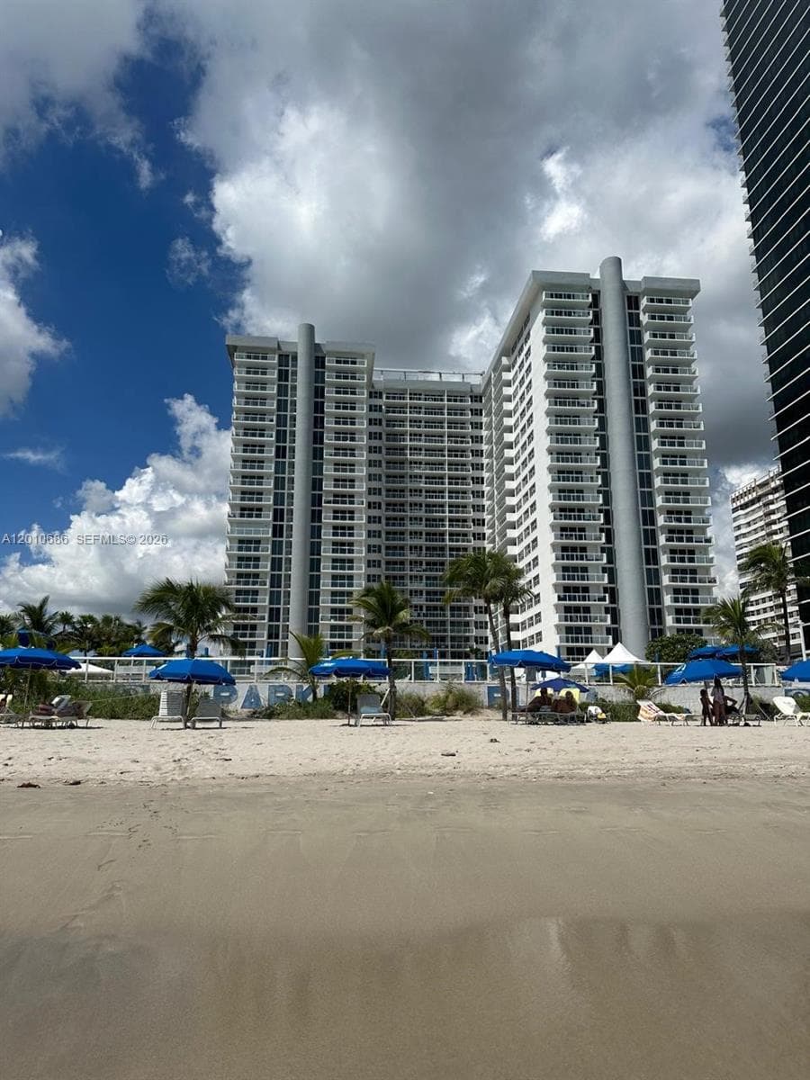 PARKER PLAZA ESTATES COND · #1706 in Hallandale Beach - Photo 1