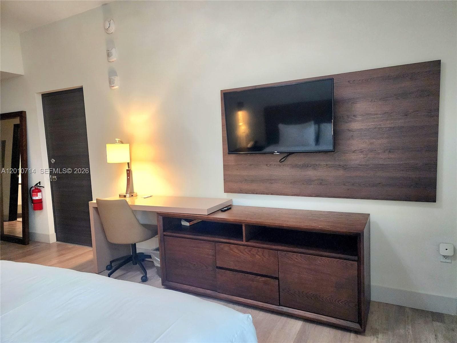 Costa Hollywood Condo · #S207 in Hollywood - Photo 6