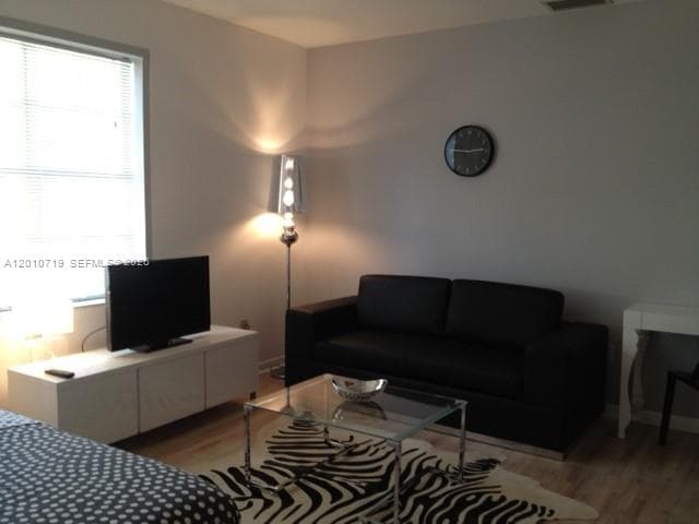 ARVILLA CONDO · #205 in Miami Beach - Photo 9