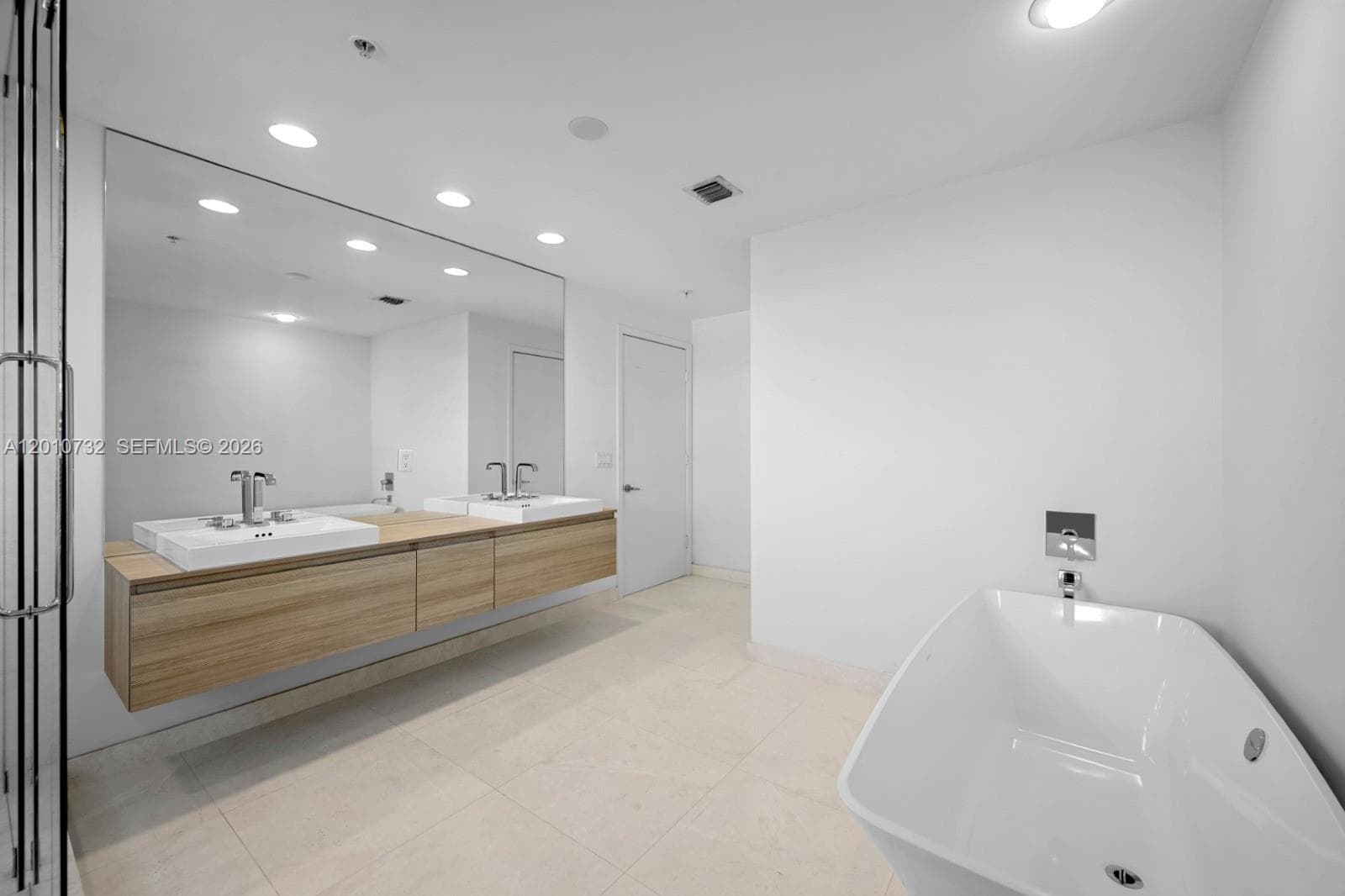 MARINA PALMS RESIDENCES N · #808 in North Miami Beach - Photo 22