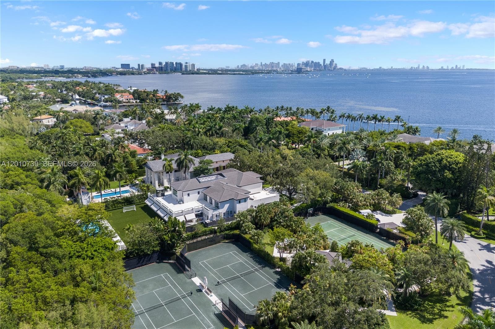 26 Tahiti Beach Island Rd photo 12