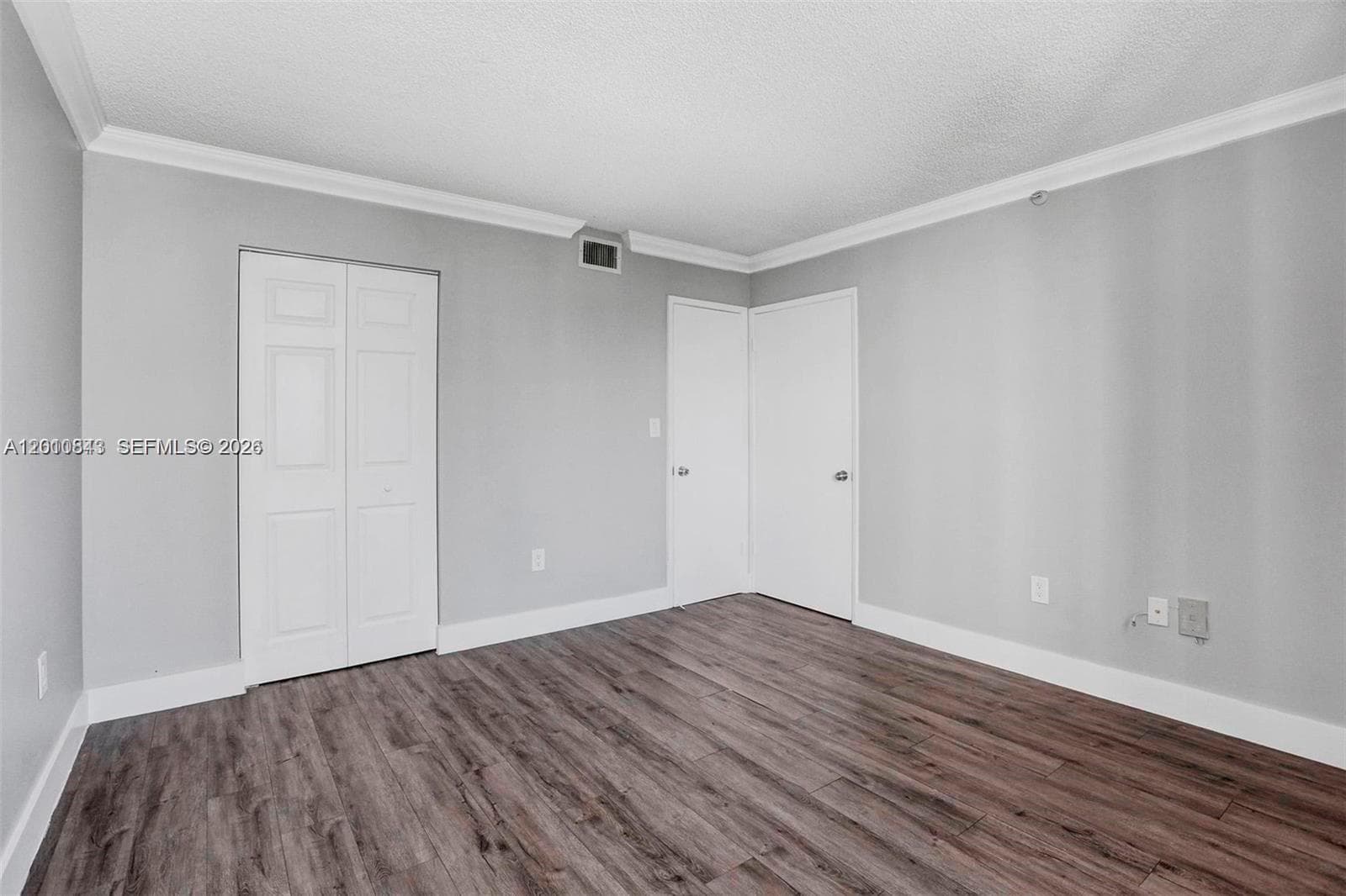 BRICKELL VIEW CONDO · #601 in Miami - Photo 12
