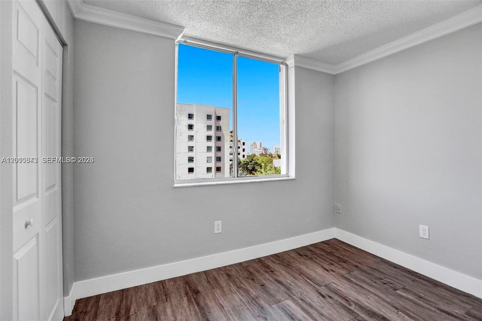BRICKELL VIEW CONDO · #601 in Miami - Photo 9